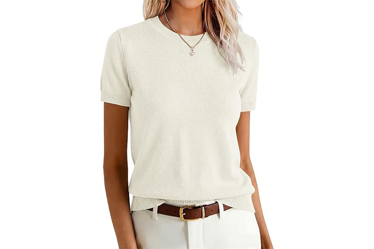 Anrabess Women's Short Sleeve Sweaters Wool Blend Credit: Amazon