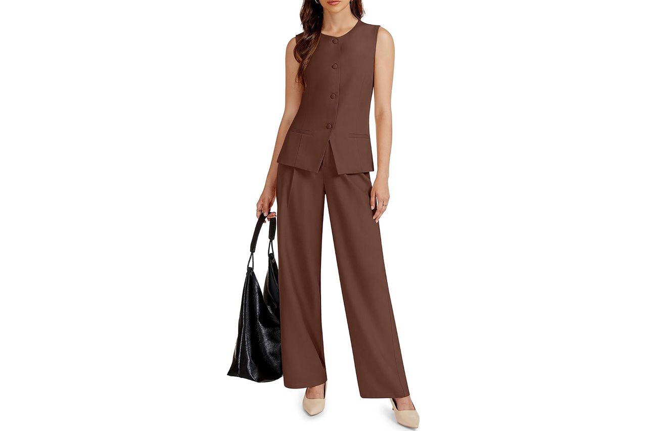 Casly Lamiit Women's 2 Piece Outfit Sleeveless Vest Set Blazer Pant Suit Credit: Amazon