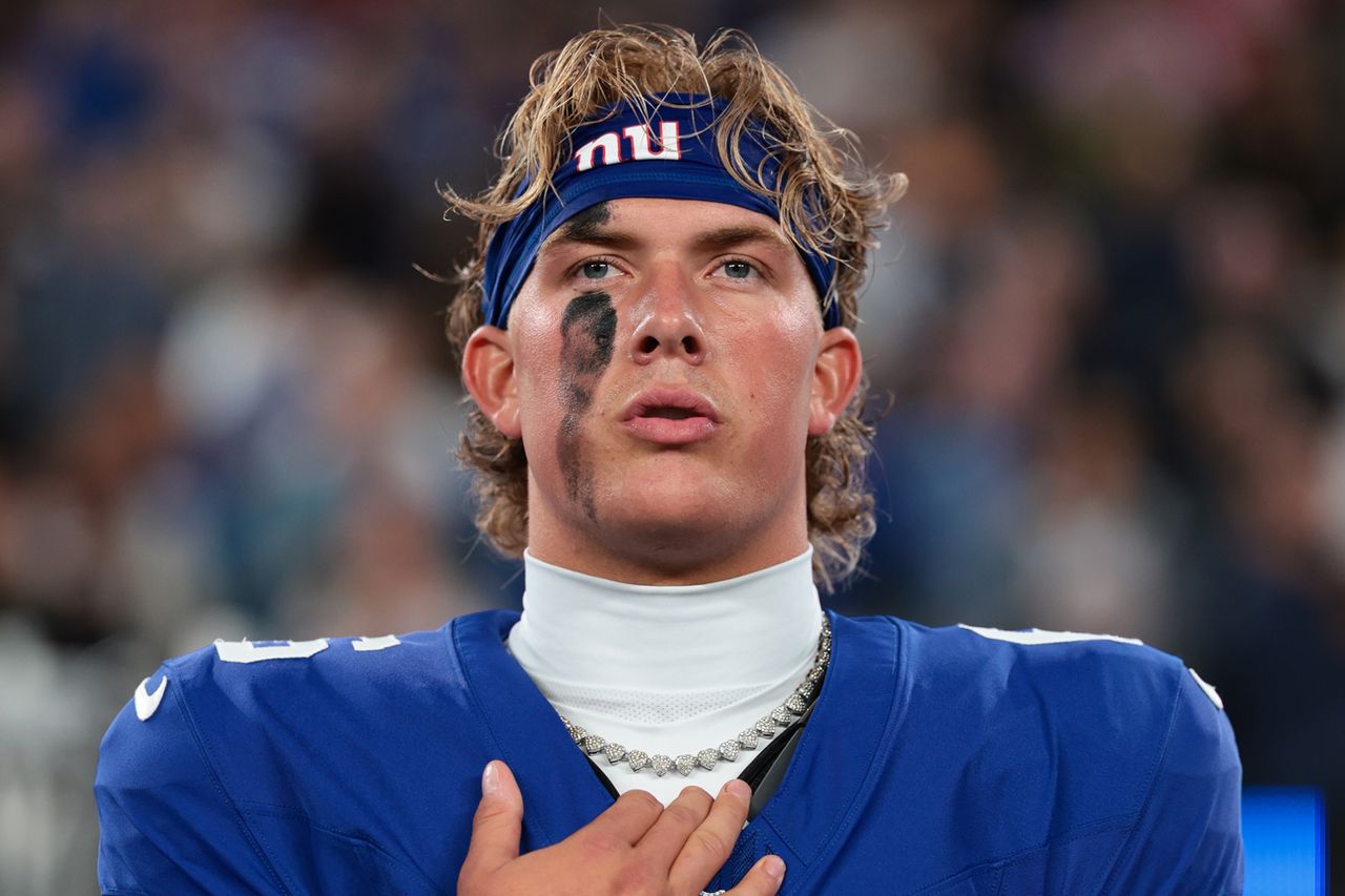 Jaxson Dart on August 21, 2025 in East Rutherford, New JerseyCredit: Kathryn Riley/Getty
