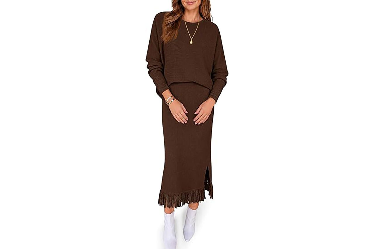 SAODIMALLSU Women's 2-Piece Skirt Set Fringe Side Slit Winter Sweater Set Credit: Amazon