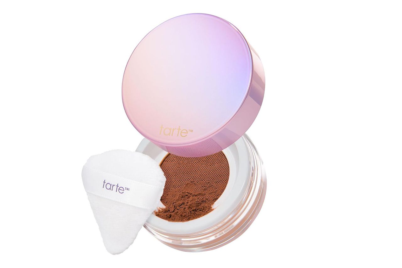 tarte creaseless setting powder Credit: Amazon