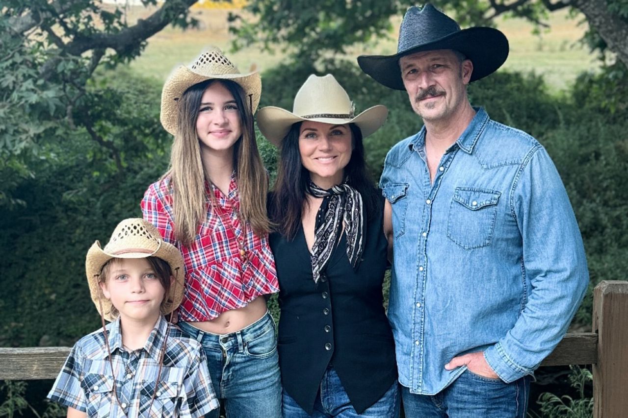 Tiffani Thiessen with her children Holt and Harper and husband Brady Smith Tiffani Thiessen with her two kids, Harper and Holt, and husband Brady SmithCredit: Tiffani Thiessen/Instagram