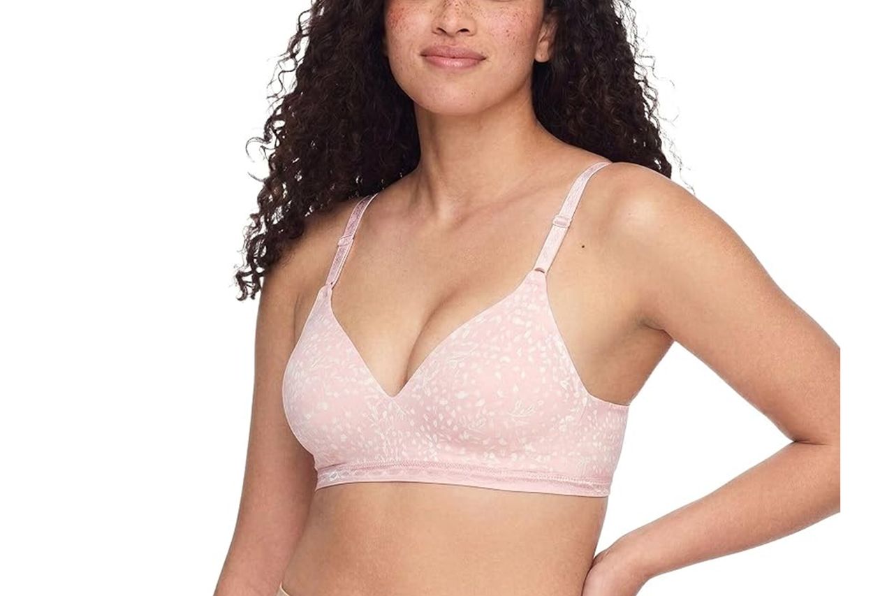 Warner's Women's Cloud 9 Super Soft Wireless Lightly Lined Comfort Bra Credit: Amazon