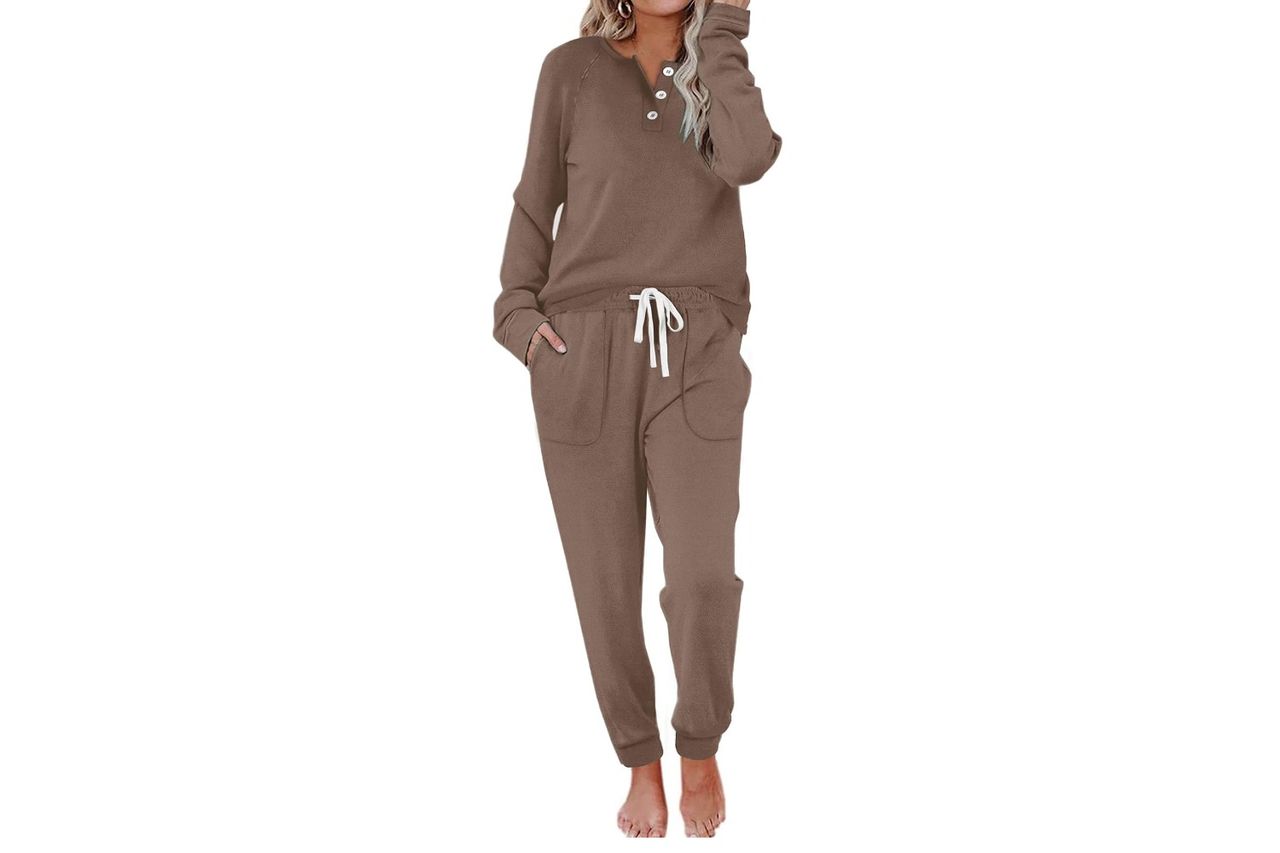 wiholl two piece outfits women lounge sets Credit: Amazon