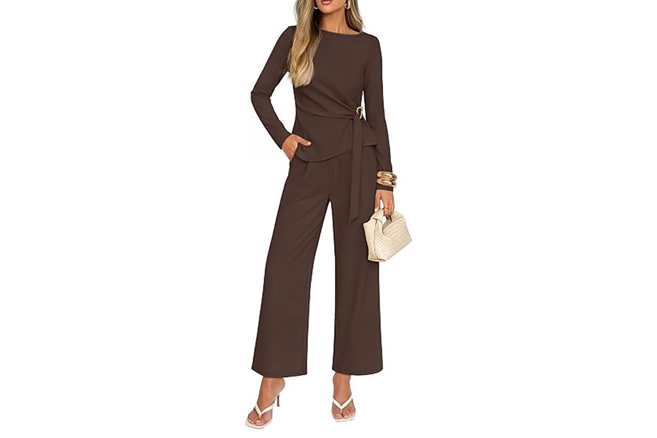 Zesica Women's Fall 2-Piece Dressy Pant Sets Work Office Outfits Credit: Amazon