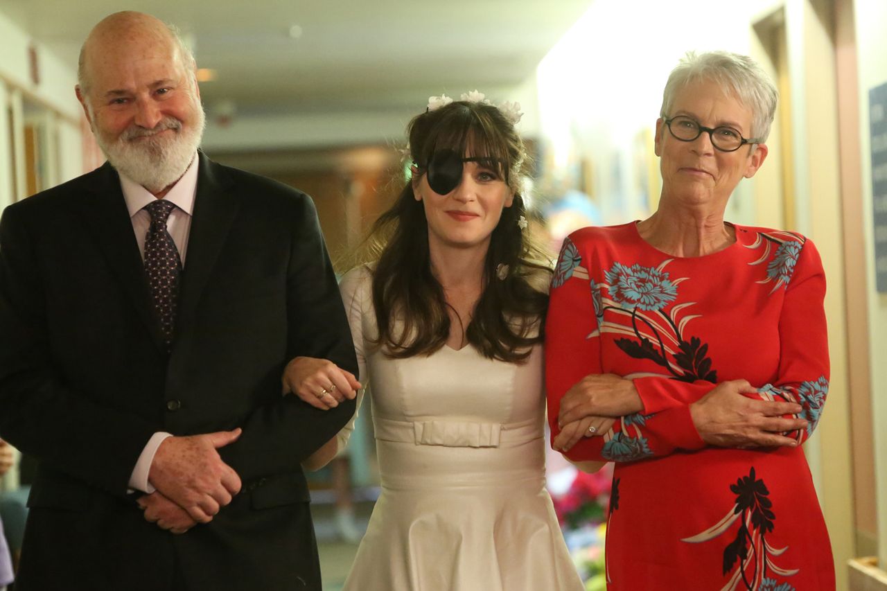 Rob Reiner, Zooey Deschanel and Jamie Lee Curtis in New GirlCredit: FOX Image Collection via Getty